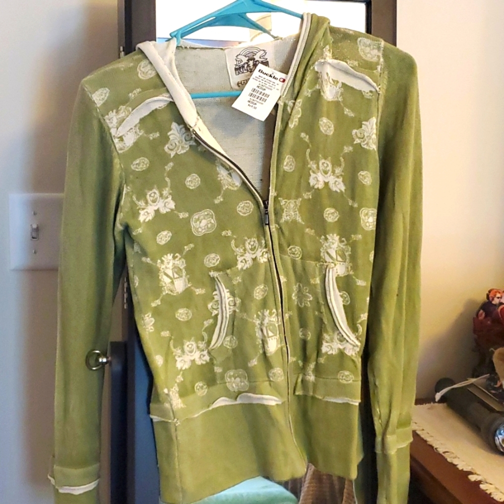 Zip up Hoodie from buckle